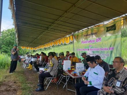 Panen Rumput Hijauan Pakan Ternak Kampung Berkah Dusun Srunggo 2