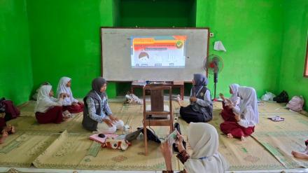 Penguatan Karakter Disiplin dan Tanggung Jawab Melalui Program Edukasi Gemar Menabung KKN-M UNY 2403
